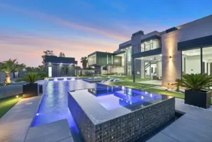 High-Value Luxury Home Insurance Luxury Home Insurance in Phoenix, Arizona